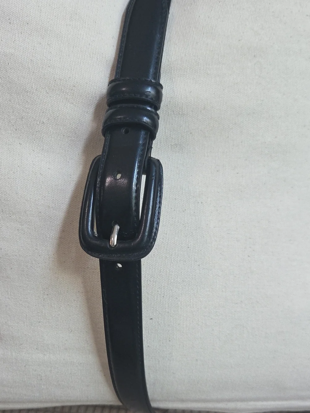 NWOT Men's or Women's Classic Black Leather Belt with Covered Buckle